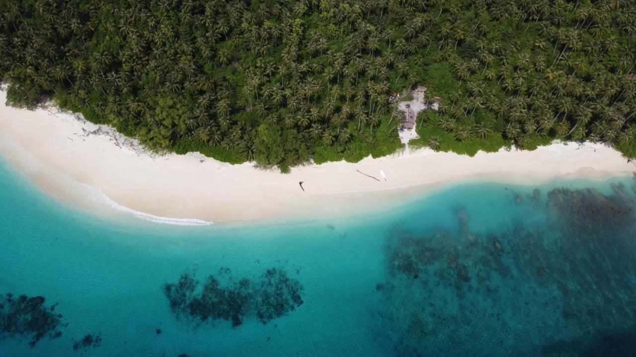 Pinang Island - Private Island Sea View Bungalows Singkil  Eksteriør bilde