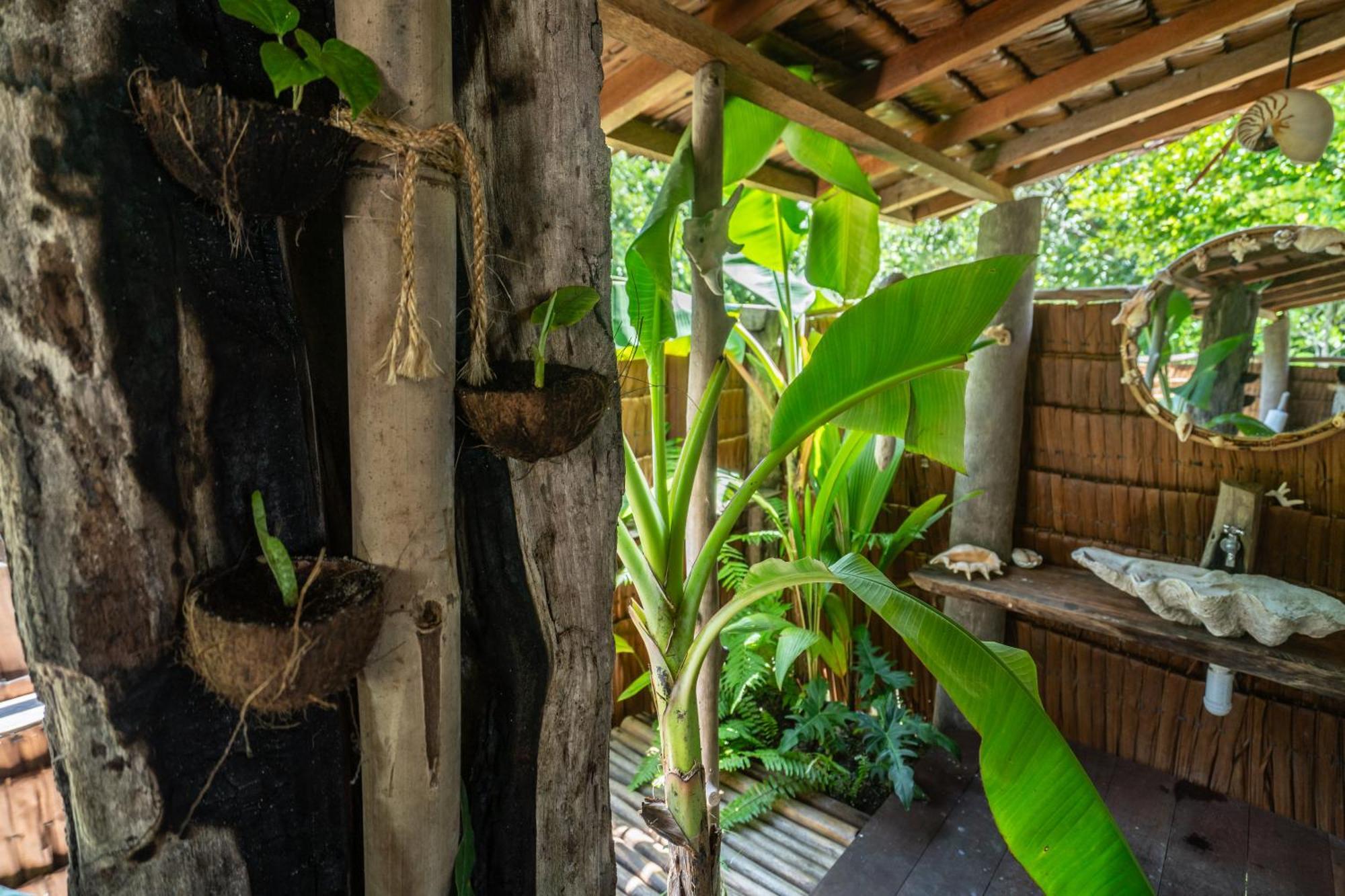 Pinang Island - Private Island Sea View Bungalows Singkil  Eksteriør bilde