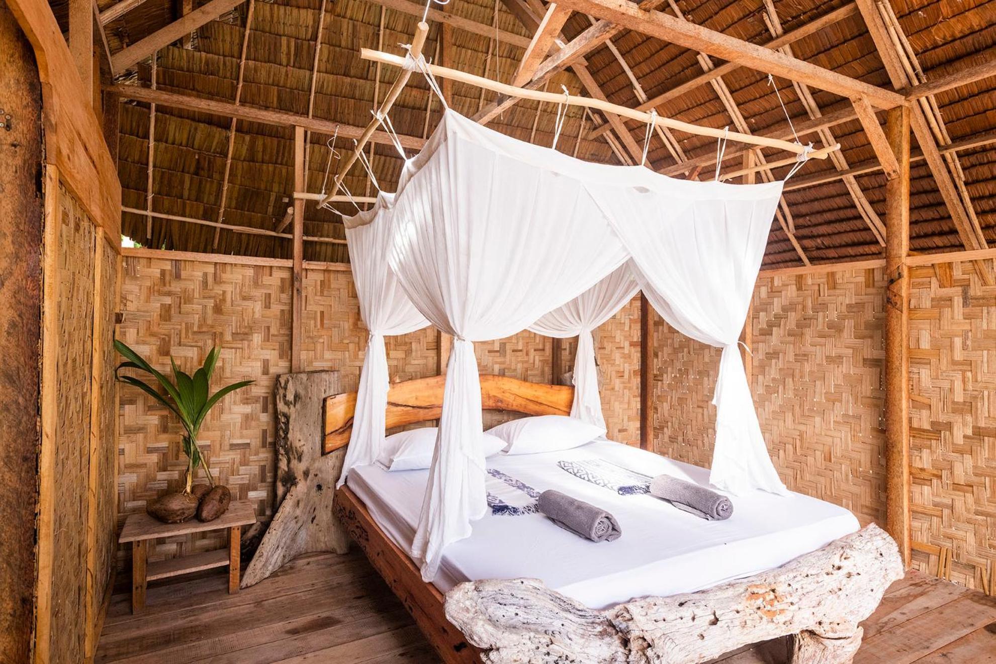 Pinang Island - Private Island Sea View Bungalows Singkil  Eksteriør bilde