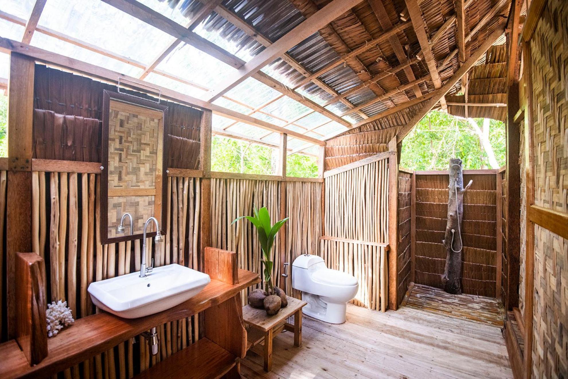 Pinang Island - Private Island Sea View Bungalows Singkil  Eksteriør bilde